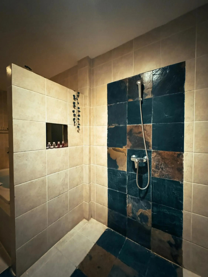 Villa Raya Private Pool Villas Resort