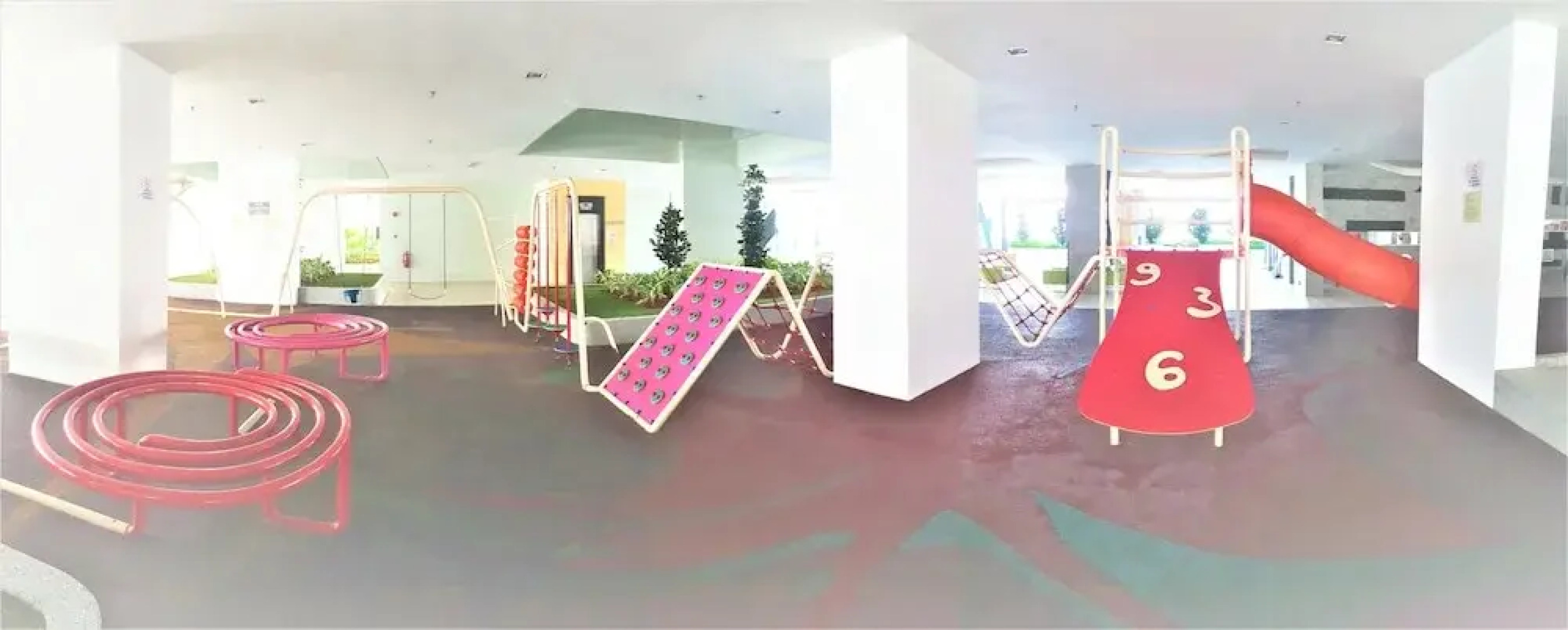 Summerton Luxury 4 Bedrooms Suite by D Imperio Homestay