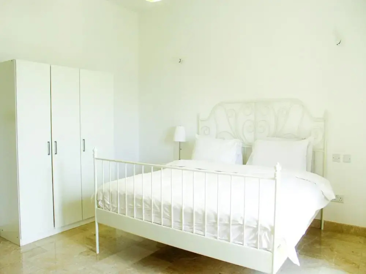 Spacious Apartment Retreat