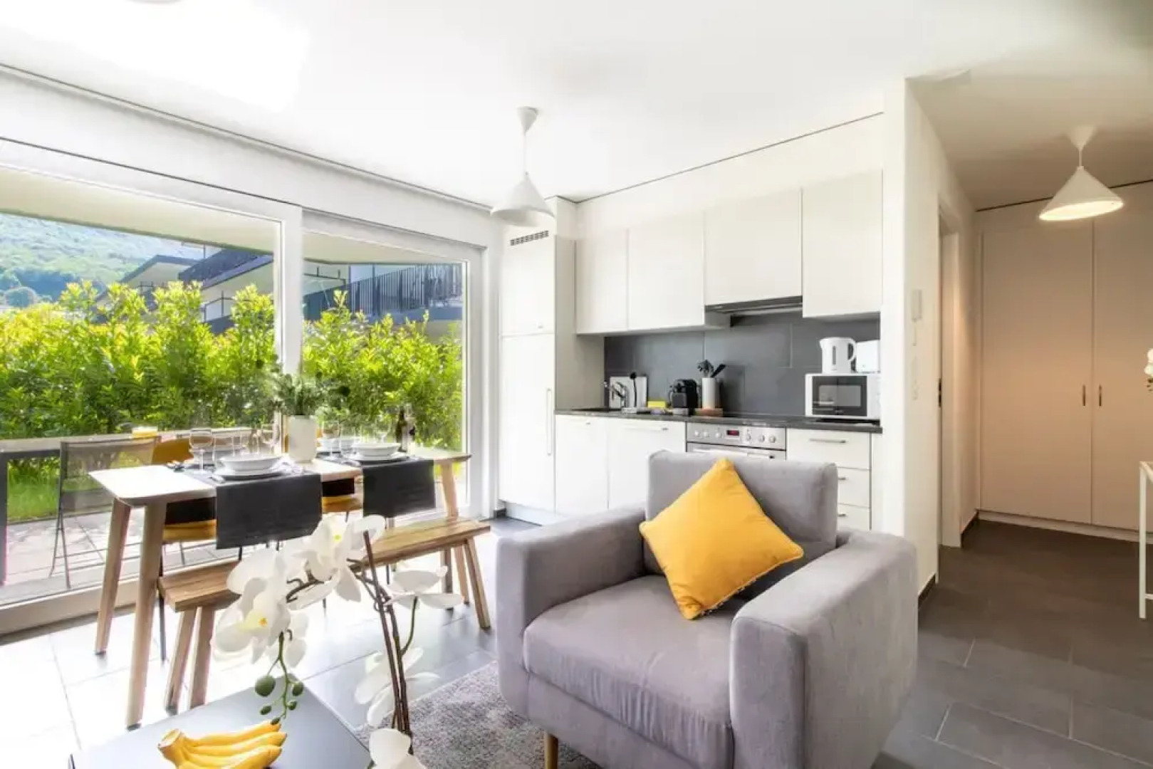 Modern 1 Bedroom Apartment at Le Bouveret. Self-checkin