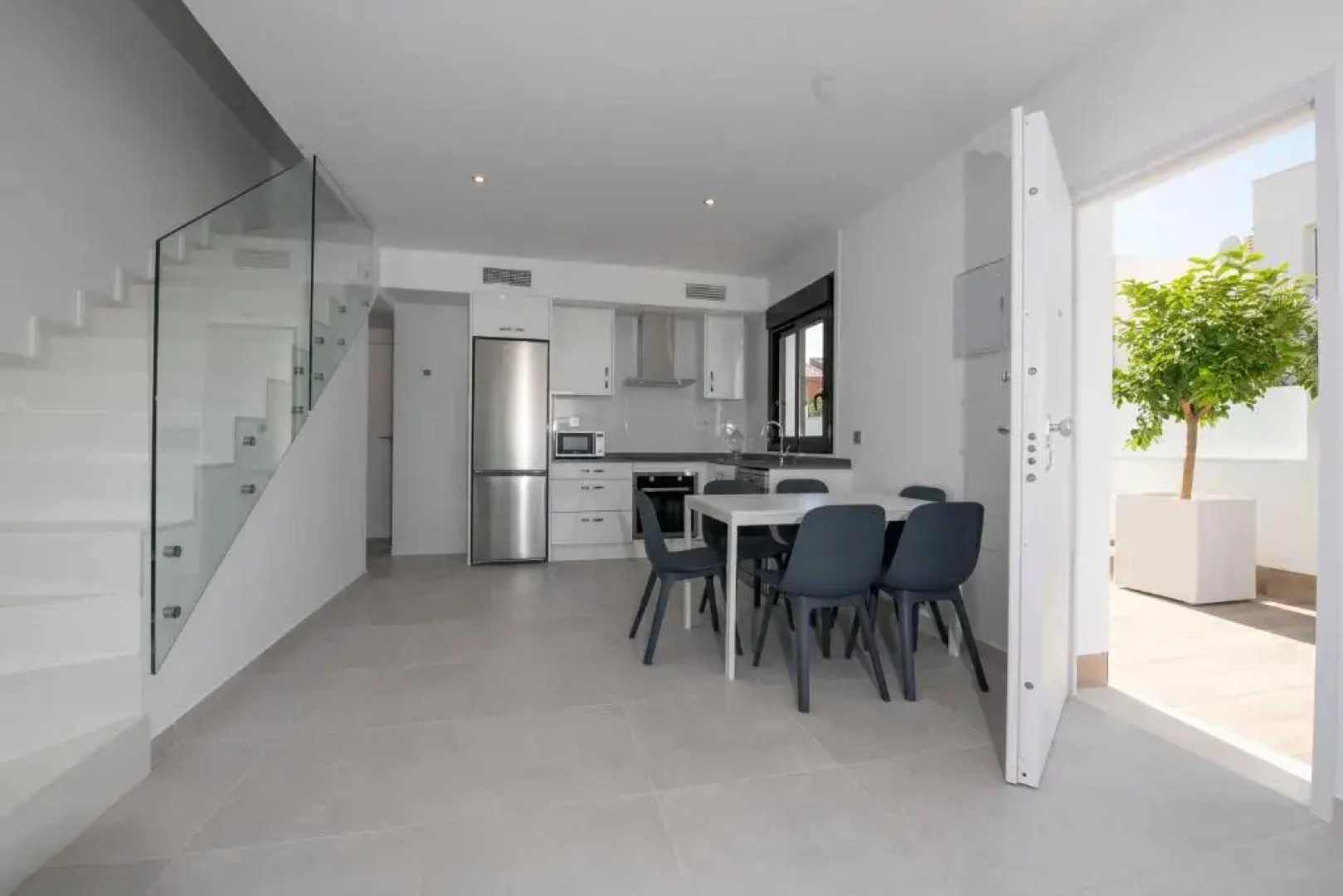 Luksusvilla med privat basseng - plass til 2 familier