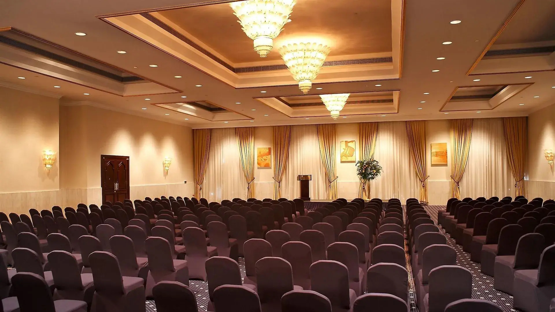 Crowne Plaza Muscat by IHG