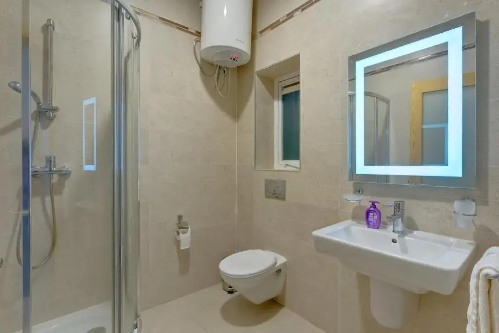 Seafront Apartment Sliema