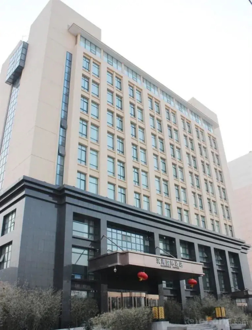 Maritime Hotel (Zhengzhou Century Amusement Park Zhongyuan Tower)