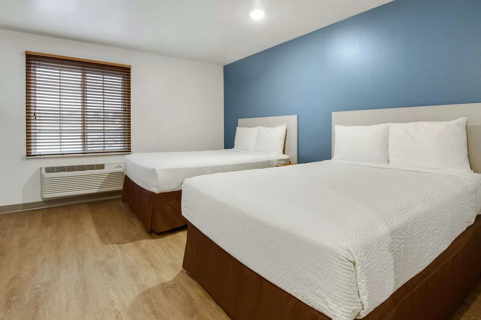 WoodSpring Suites Conroe