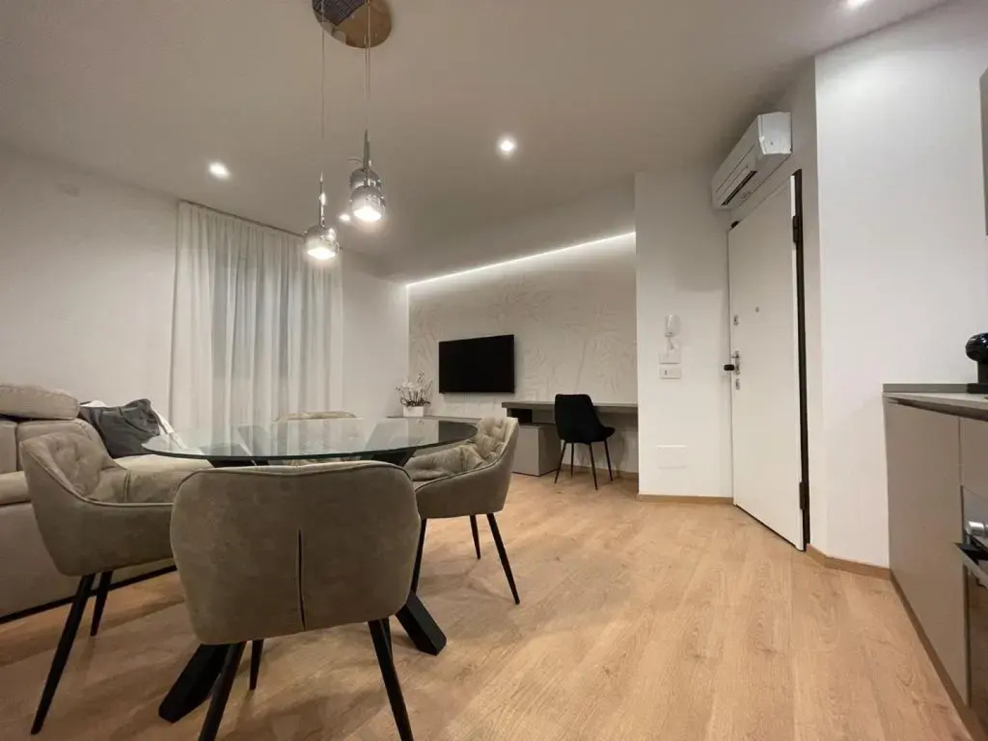 Clavis Luxury Apartments