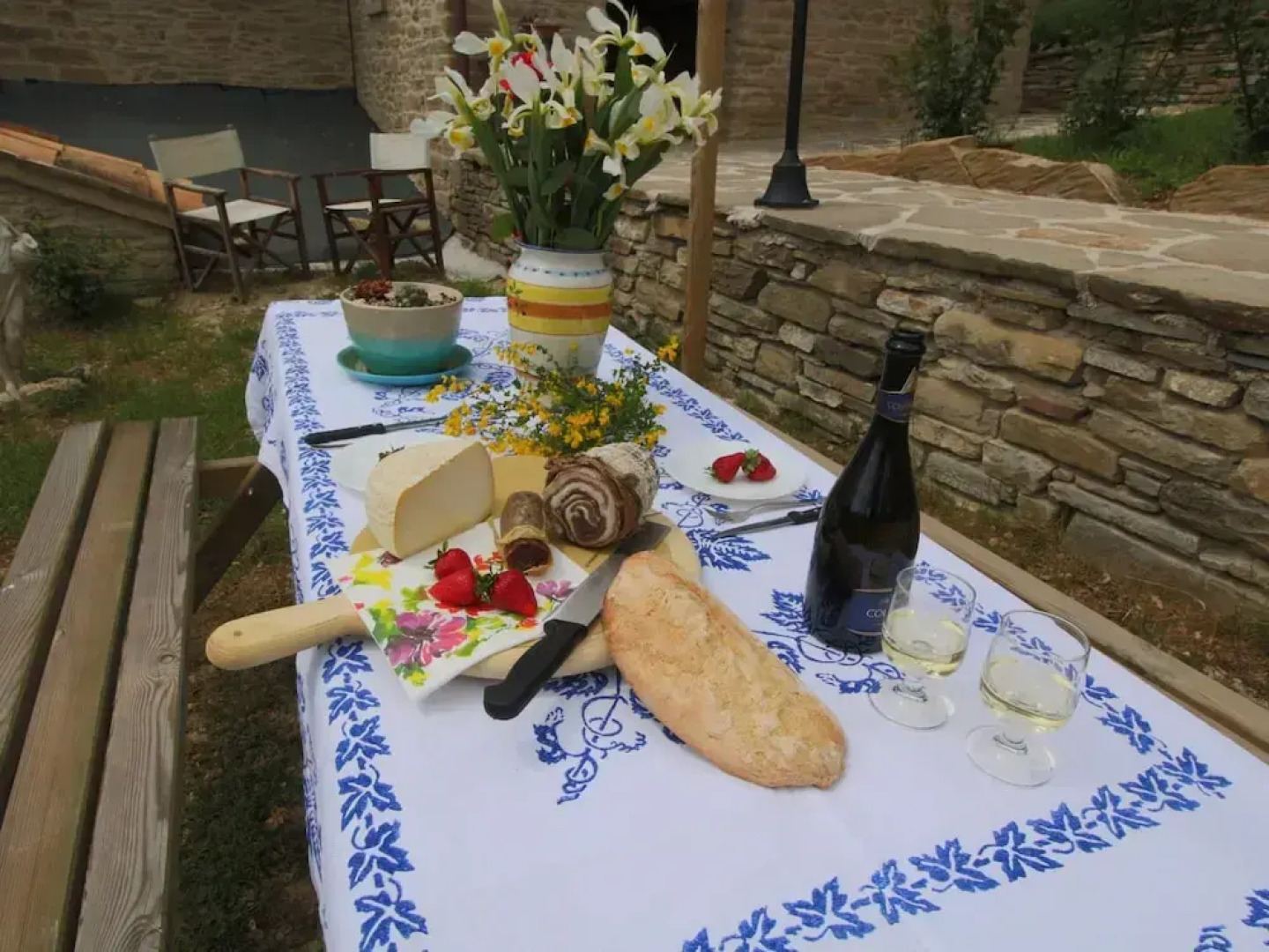 Farmhouse in Marche With Pool and Views