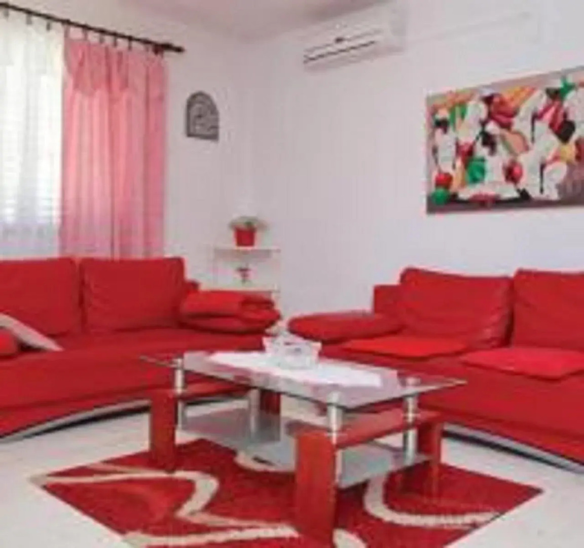 Dragan´s Den Hostel