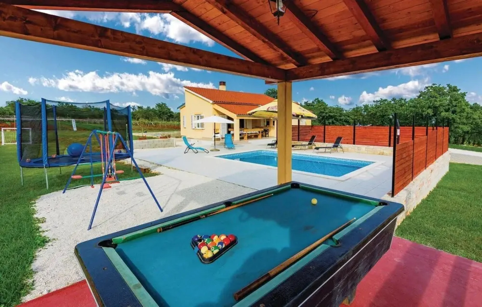 Amazing Home in Sarici With Wifi and 3 Bedrooms