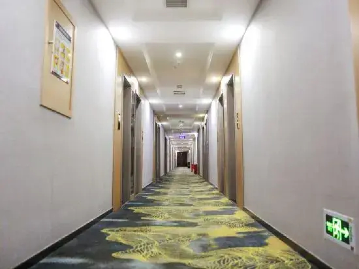 Fulisi  Hotel