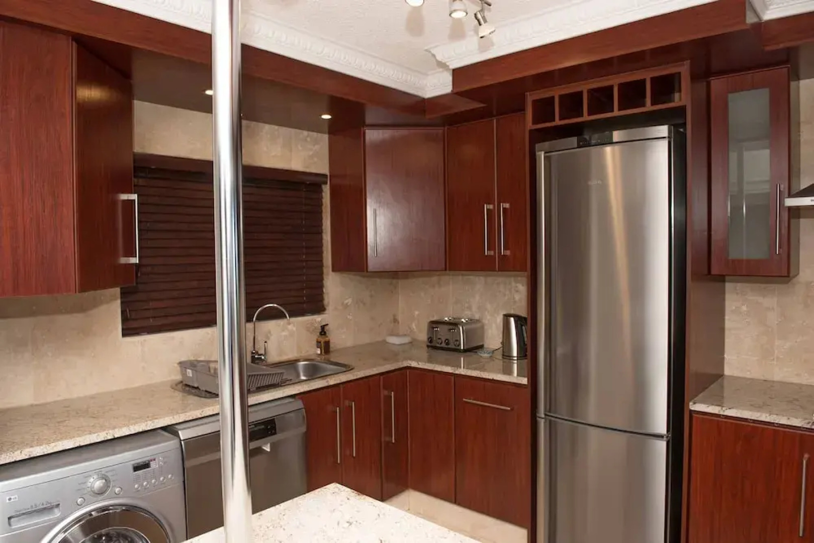 Jeffreys Bay Beach Accommodation