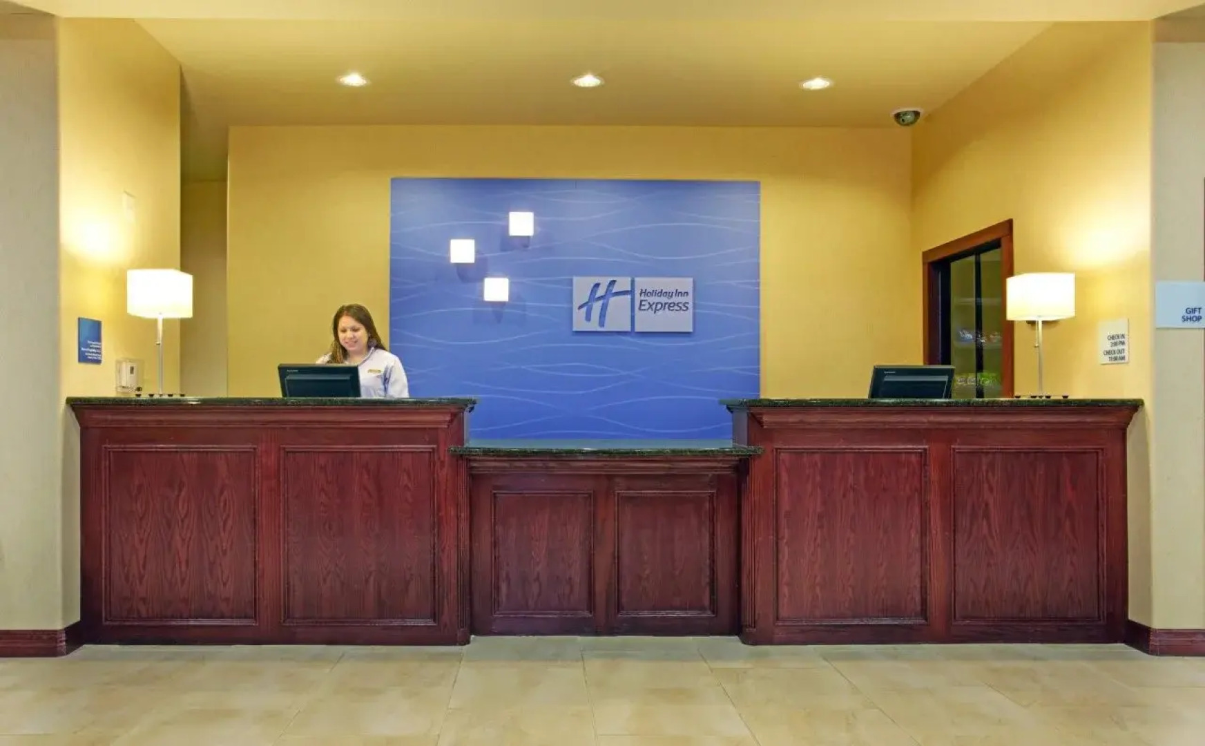 Holiday Inn Express & Suites Hearne by IHG