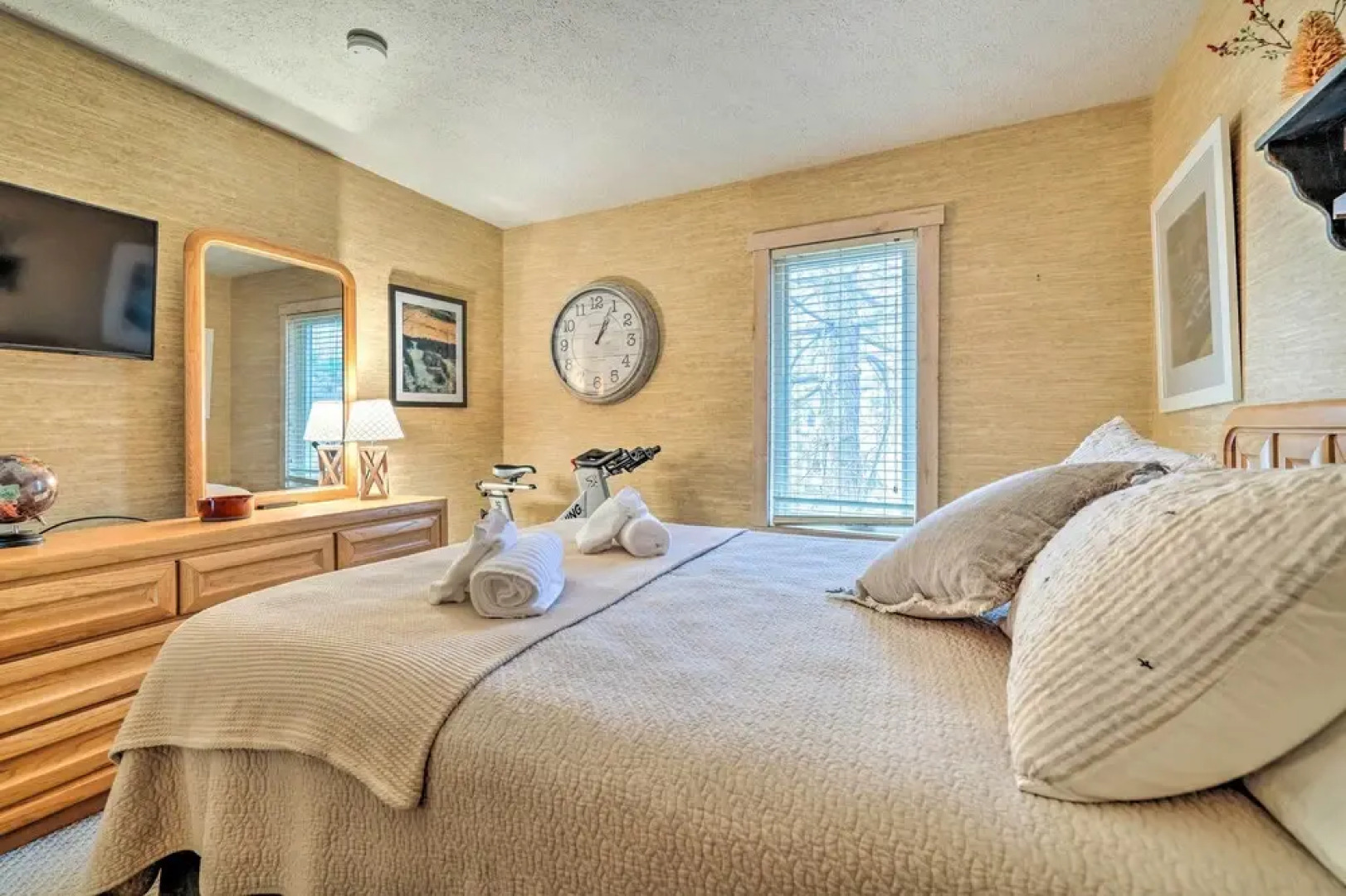 Blakeslee Townhome < 1 Mi to Jack Frost Ski Resort