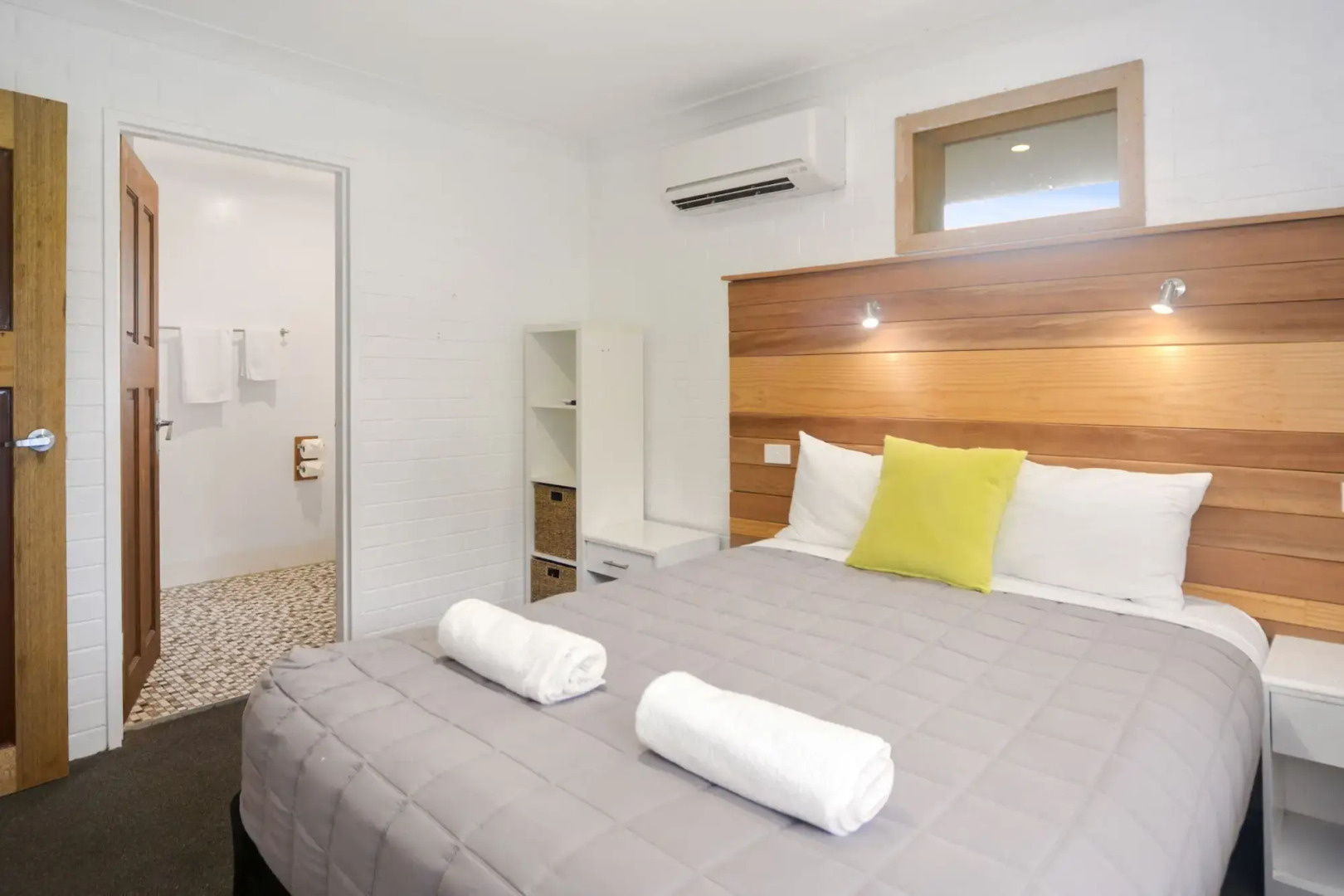 Pleasant Way River Lodge