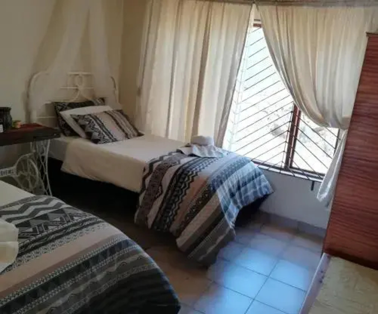 Ann's Lodge and Camping