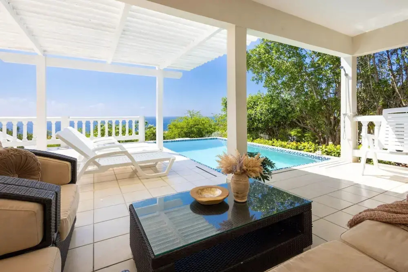 Seaside Rhapsody at Villa Kolibreeze