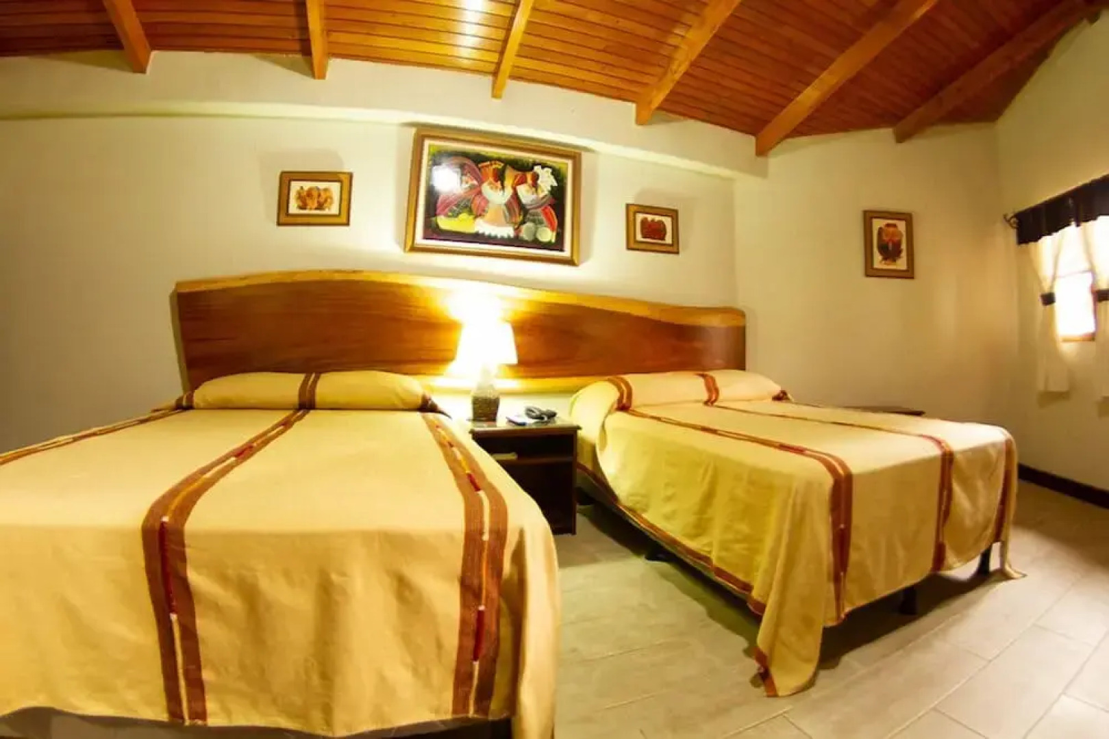 Hotel Dos Mundos