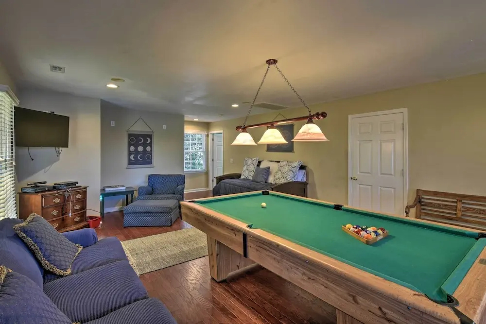 Lake Keowee Escape w/ Dock, Deck & Lake Access!