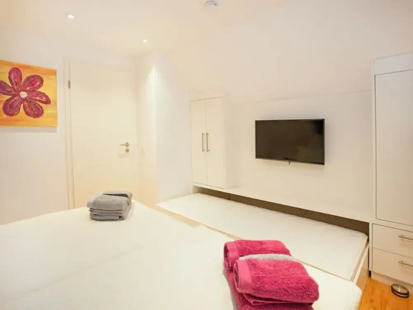 "levke" in Residence on the South Beach