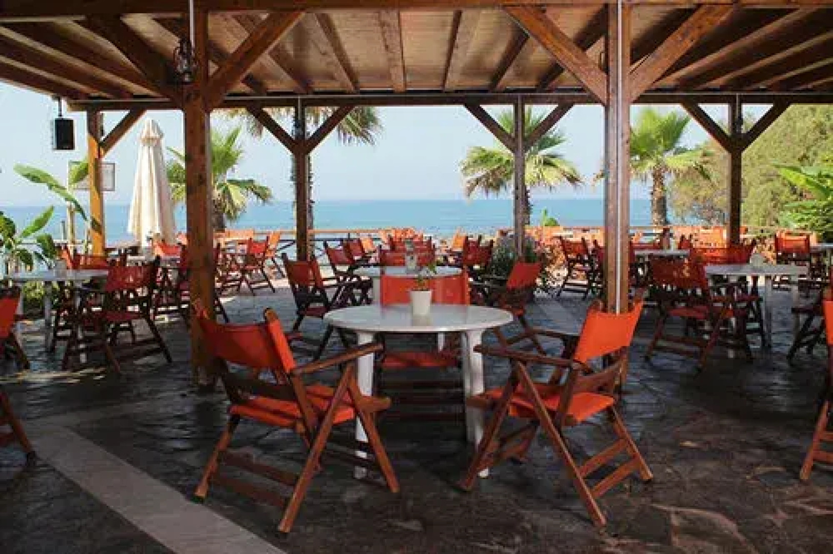 Ionion Beach Apartment Hotel