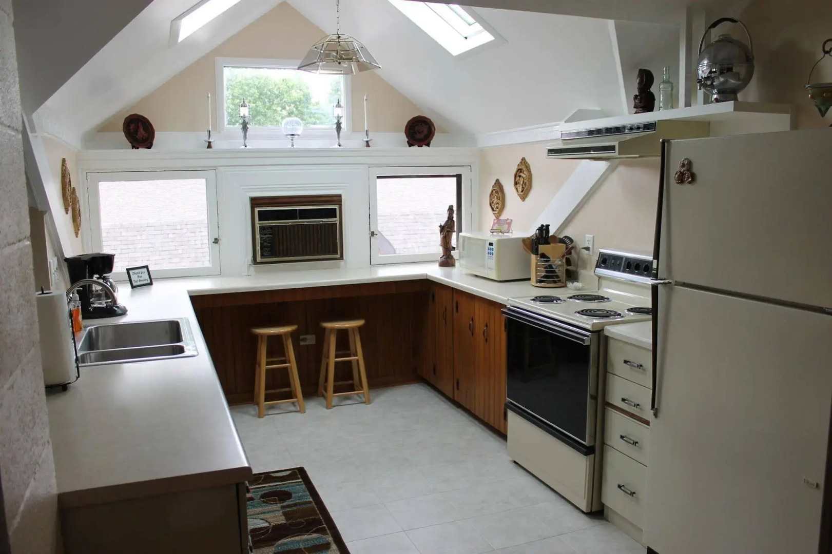 The Harney House Inn