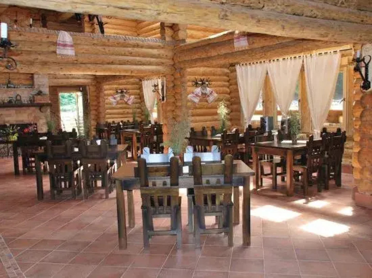 Turist Suior Cota 1000