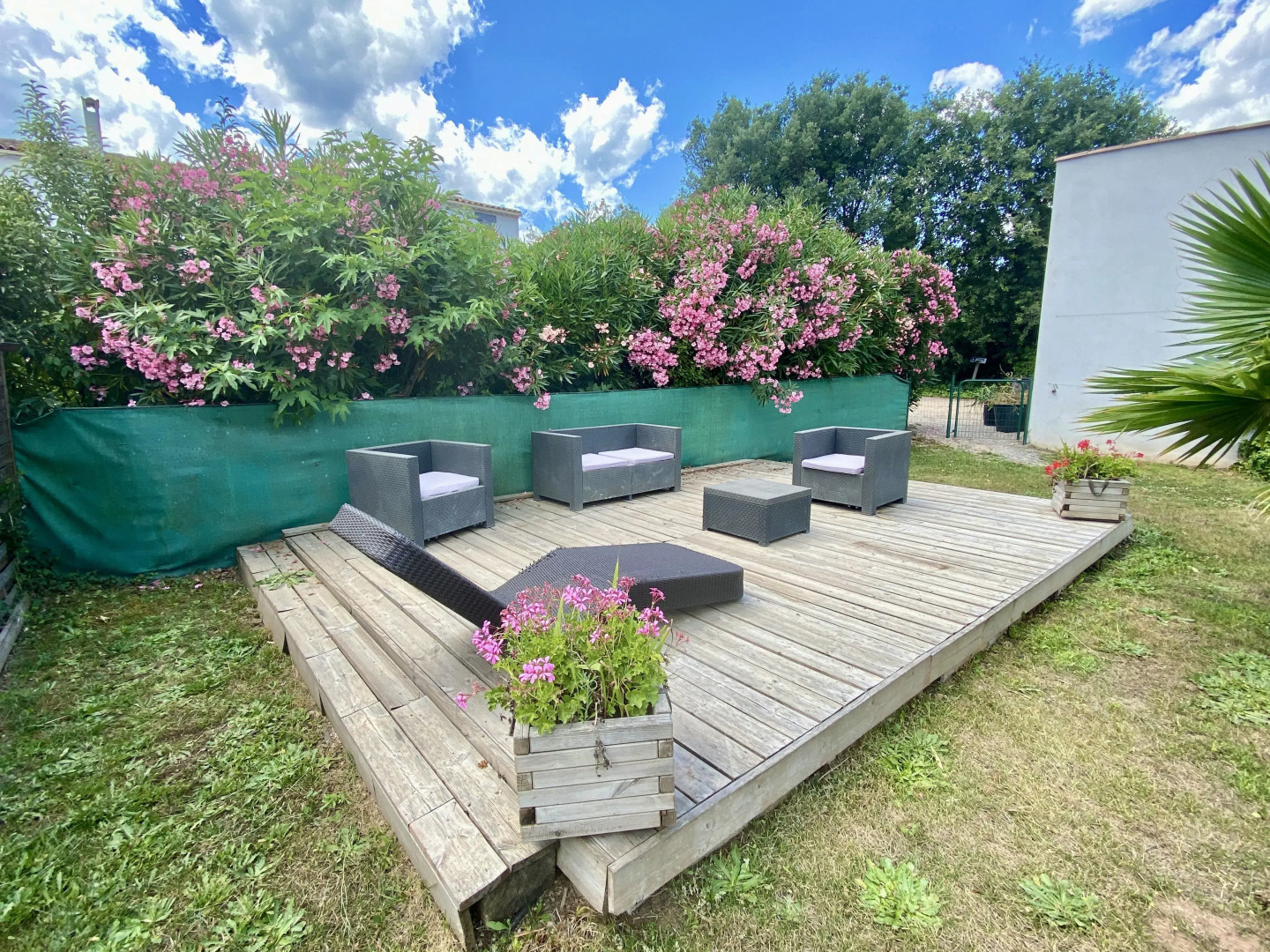 Le Mas Du Bijou Bleu