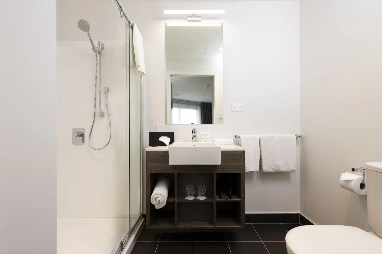 Отель Oaks Auckland