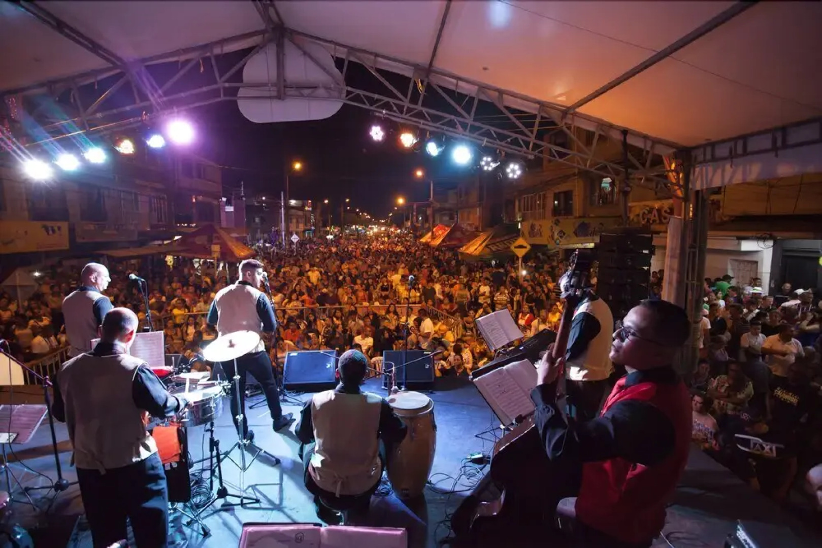 Hostal Casa Amarilla - Hostel