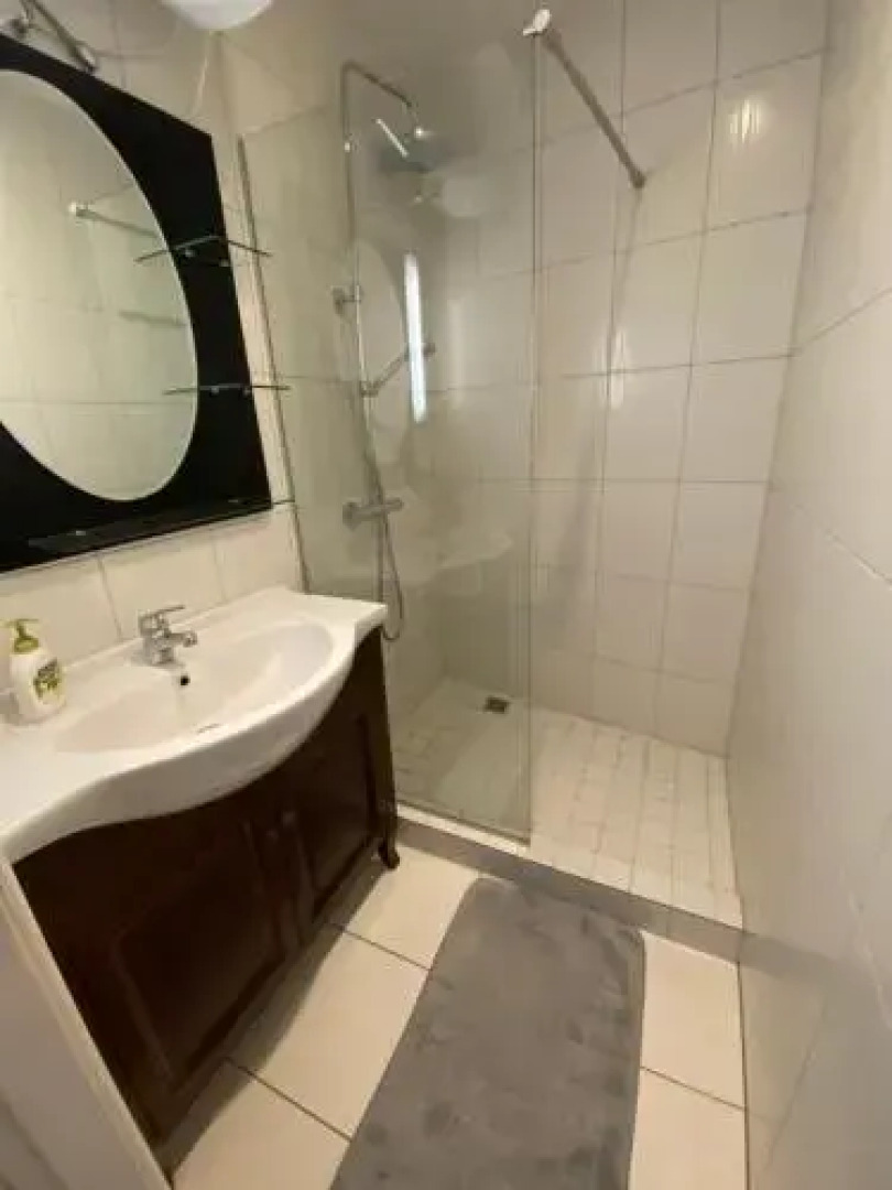 Posti Guest Apartment