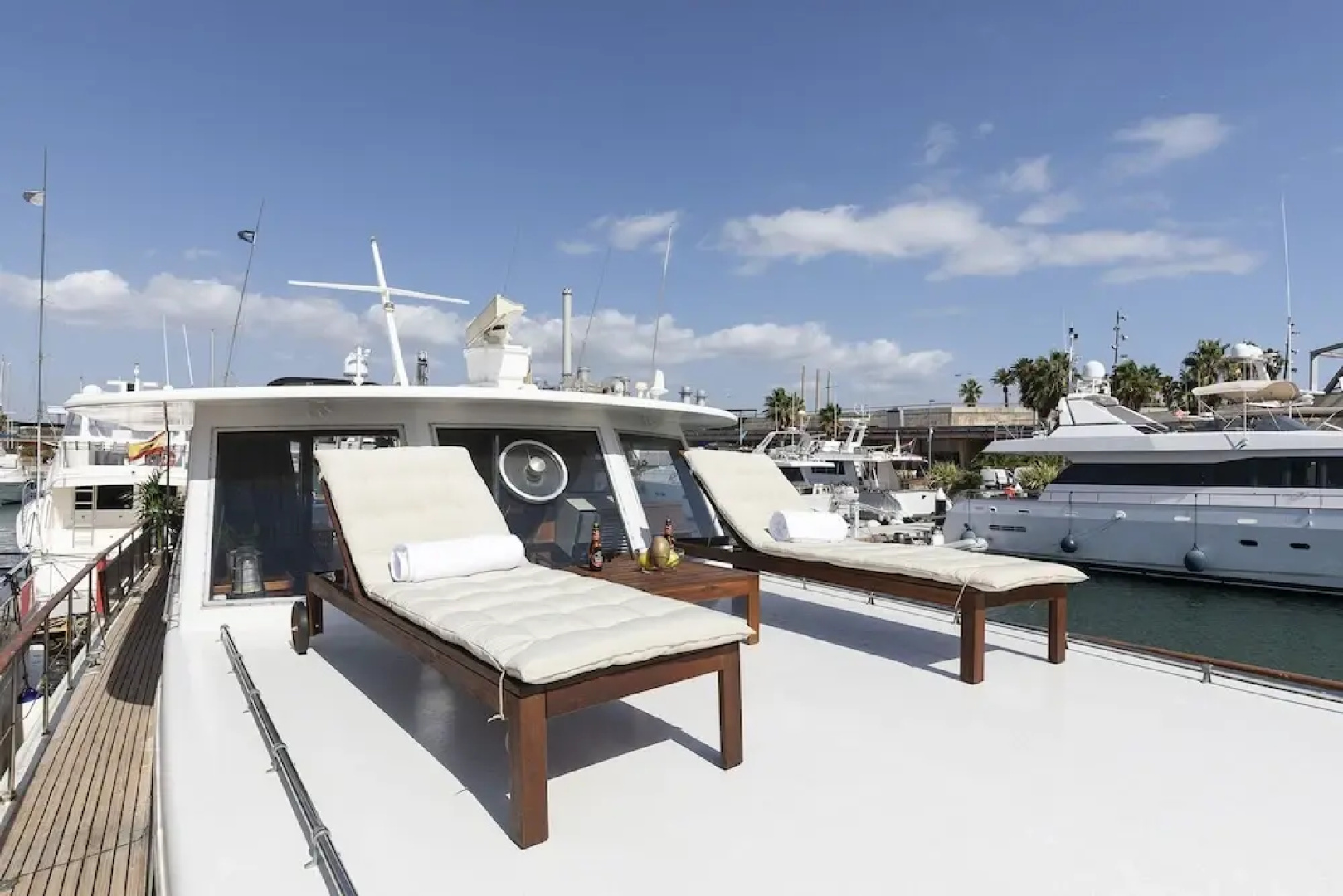 Luxury Boat in Port Forum