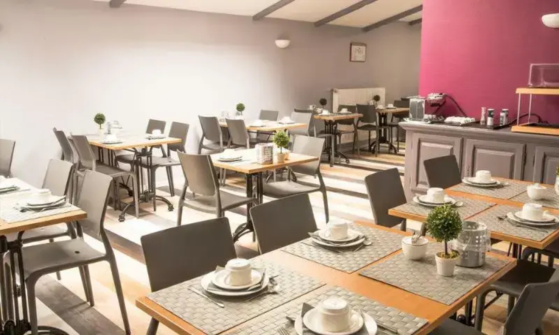 Mandarina Hotel STRASSEN