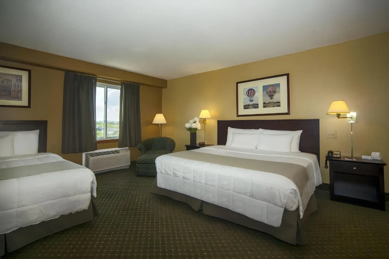 Meadowlands Plaza Hotel