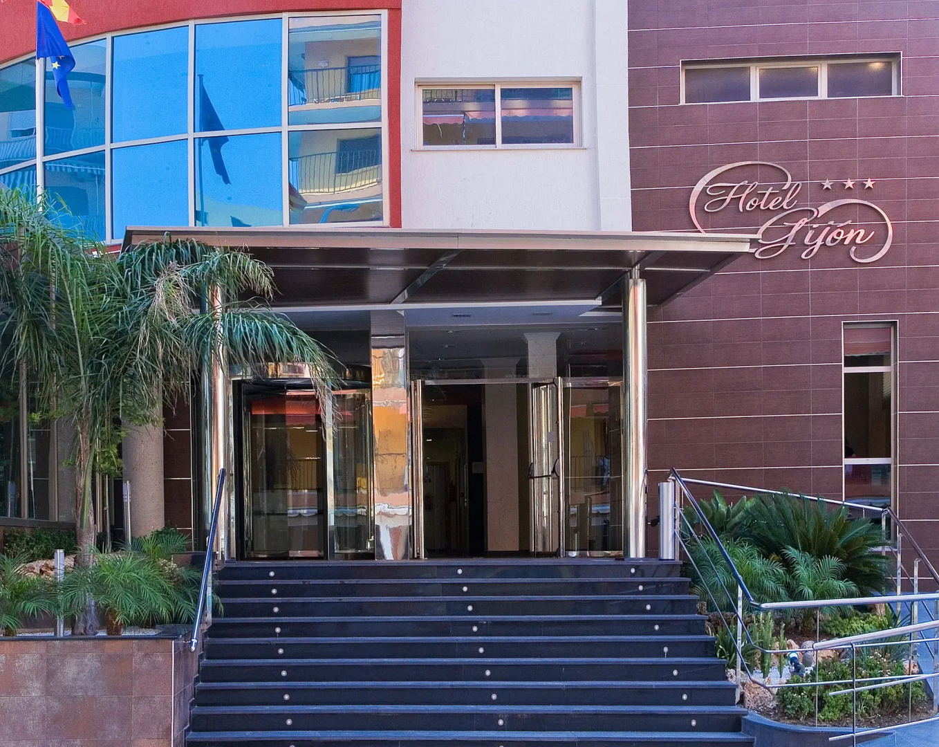 Отель RH Gijón