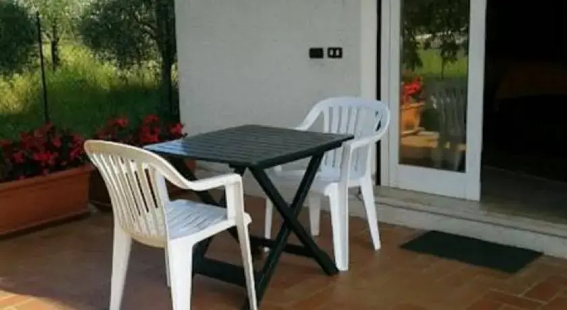 Appartamento In Villa Con Giardino