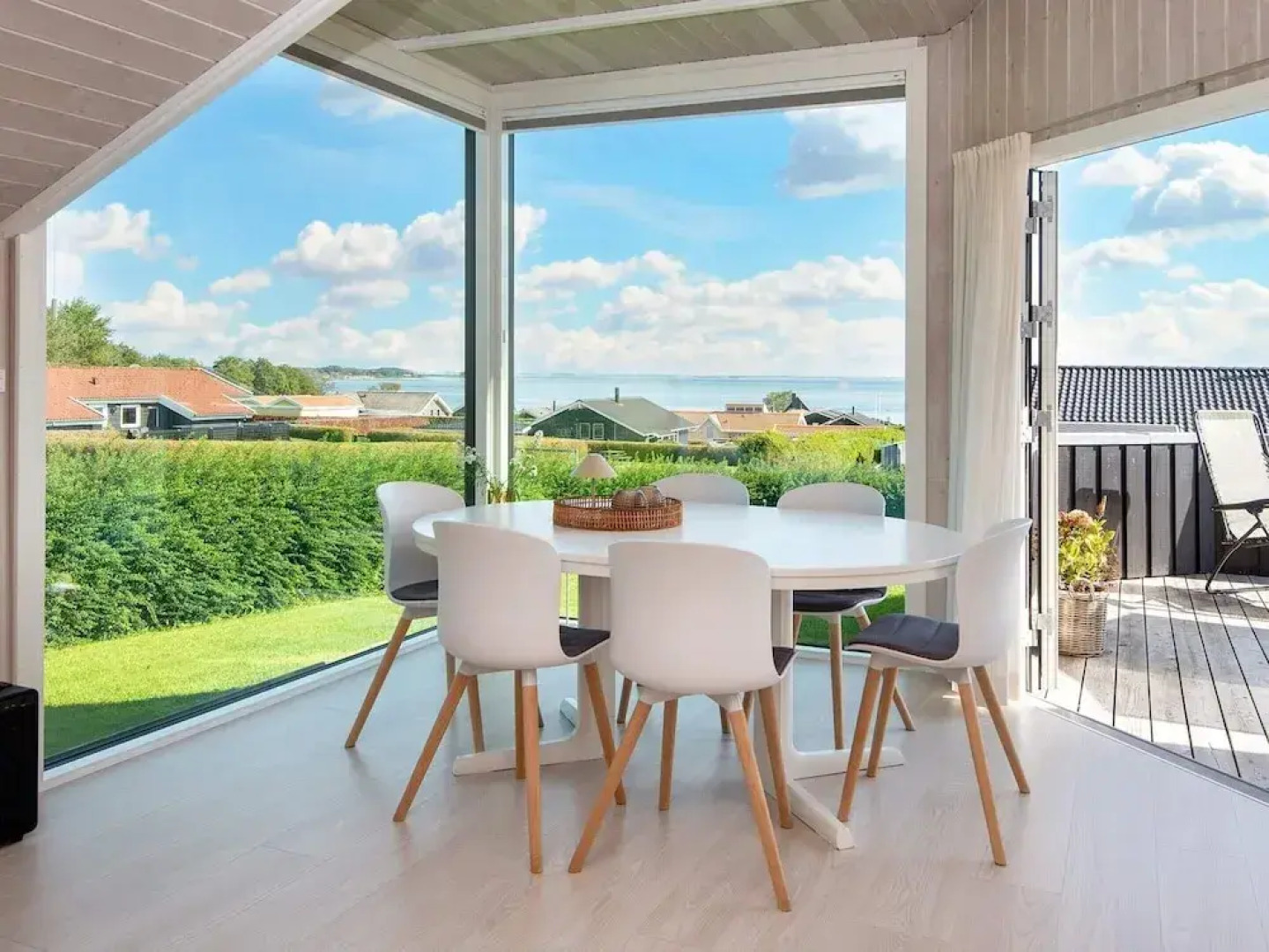 6 Person Holiday Home in Sjolund-by Traum