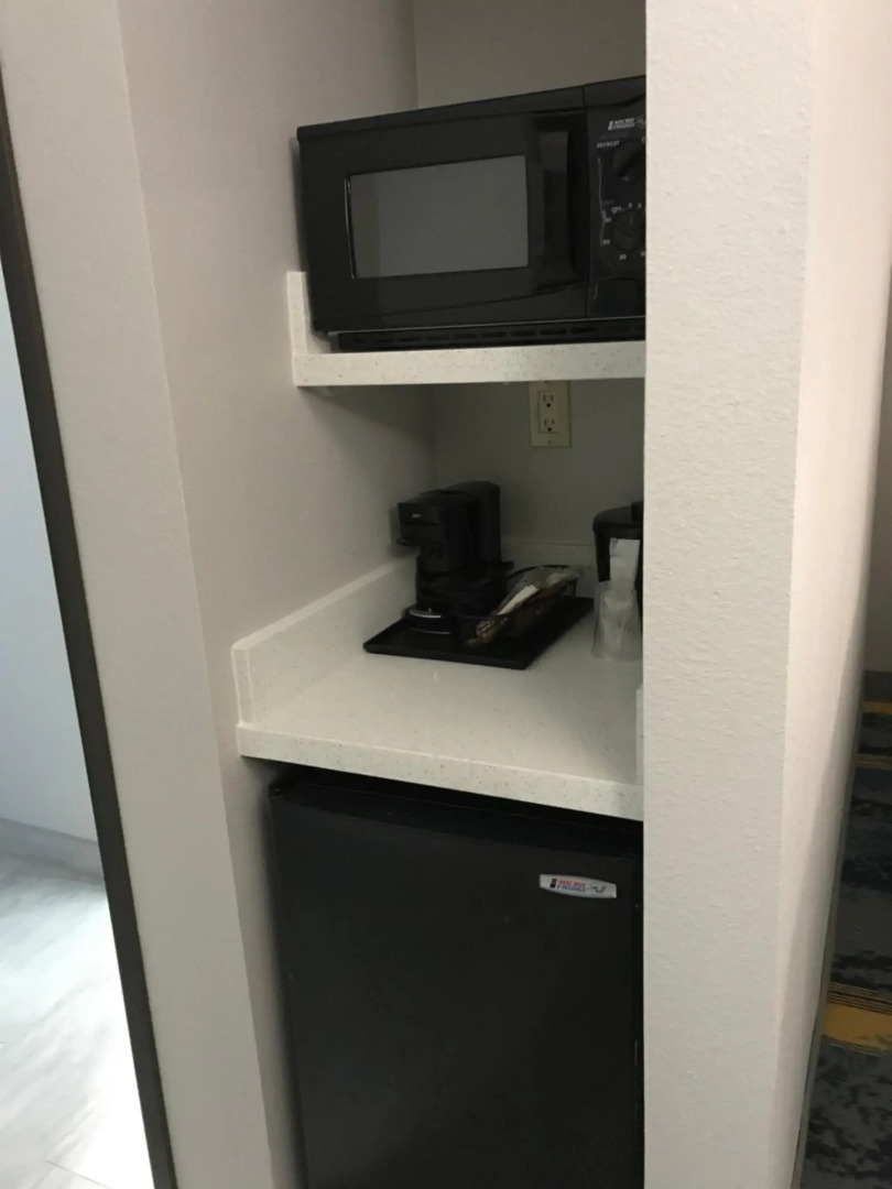 Clarion Pointe OKC Airport