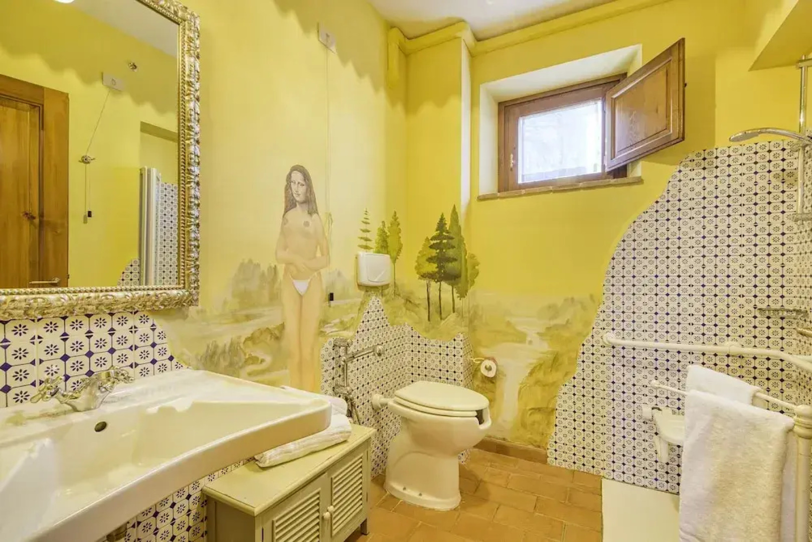 Leonardo With Whirlpool Sauna and Pool