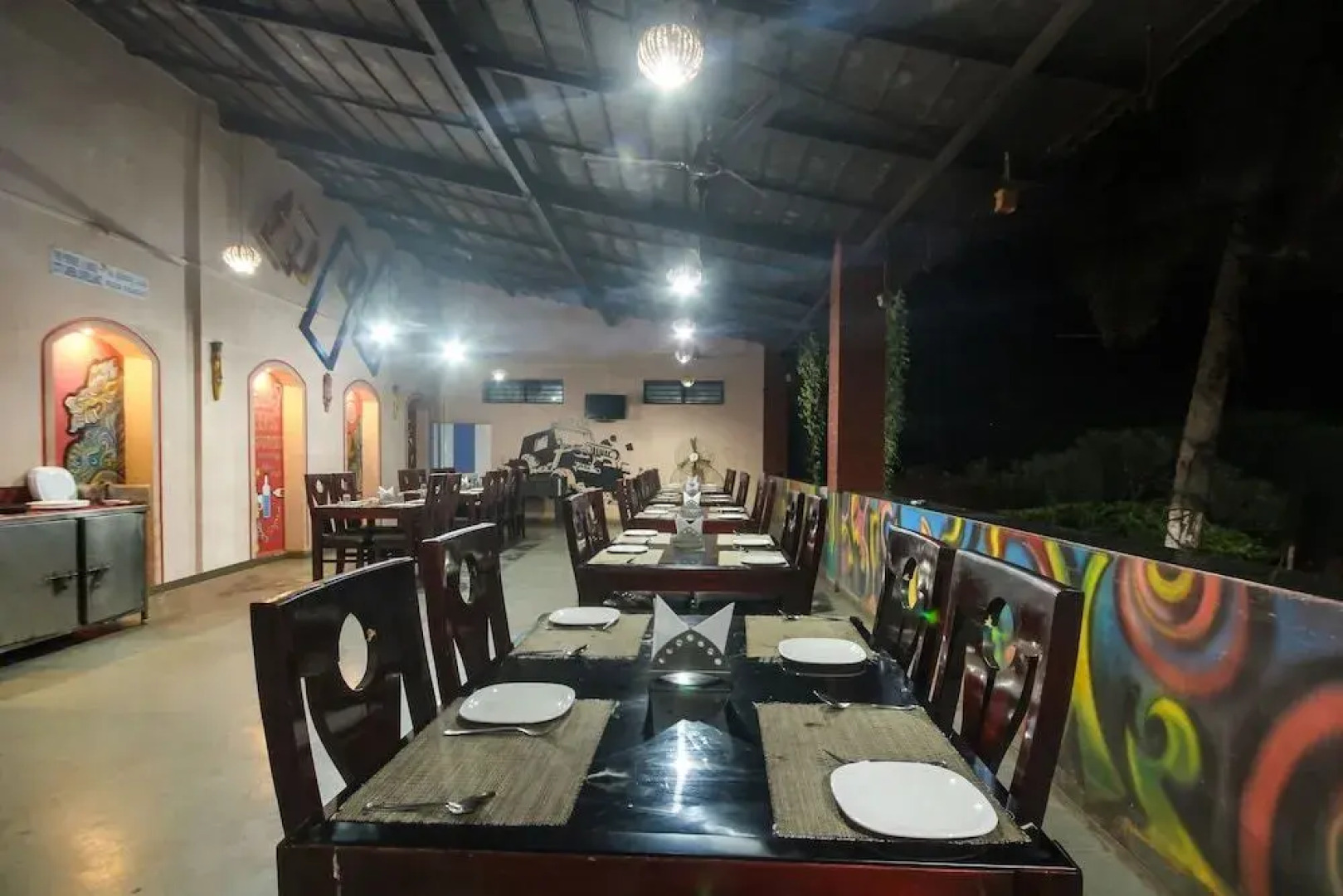 Oyo 48704 Rashi Farms