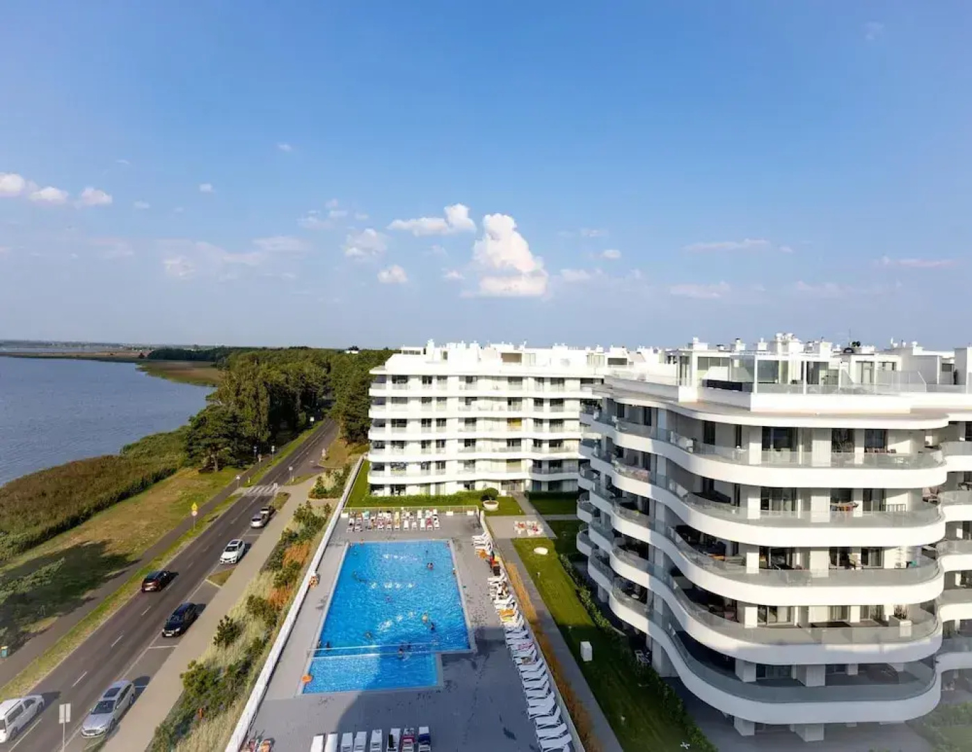 Apartment in Rogowo Near Beach and Lake