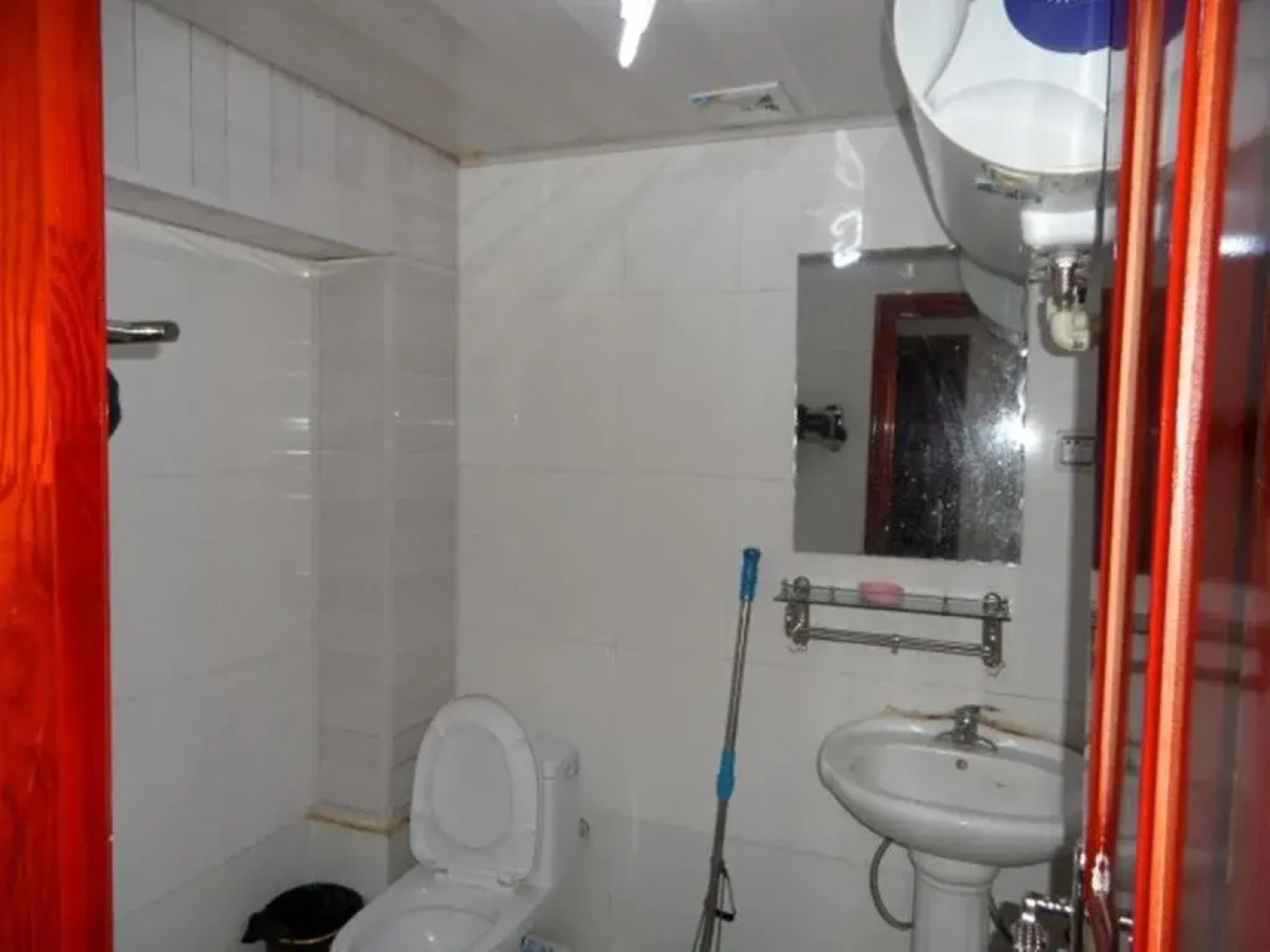 Changbai Mountain Xinhui Fashion Hotel