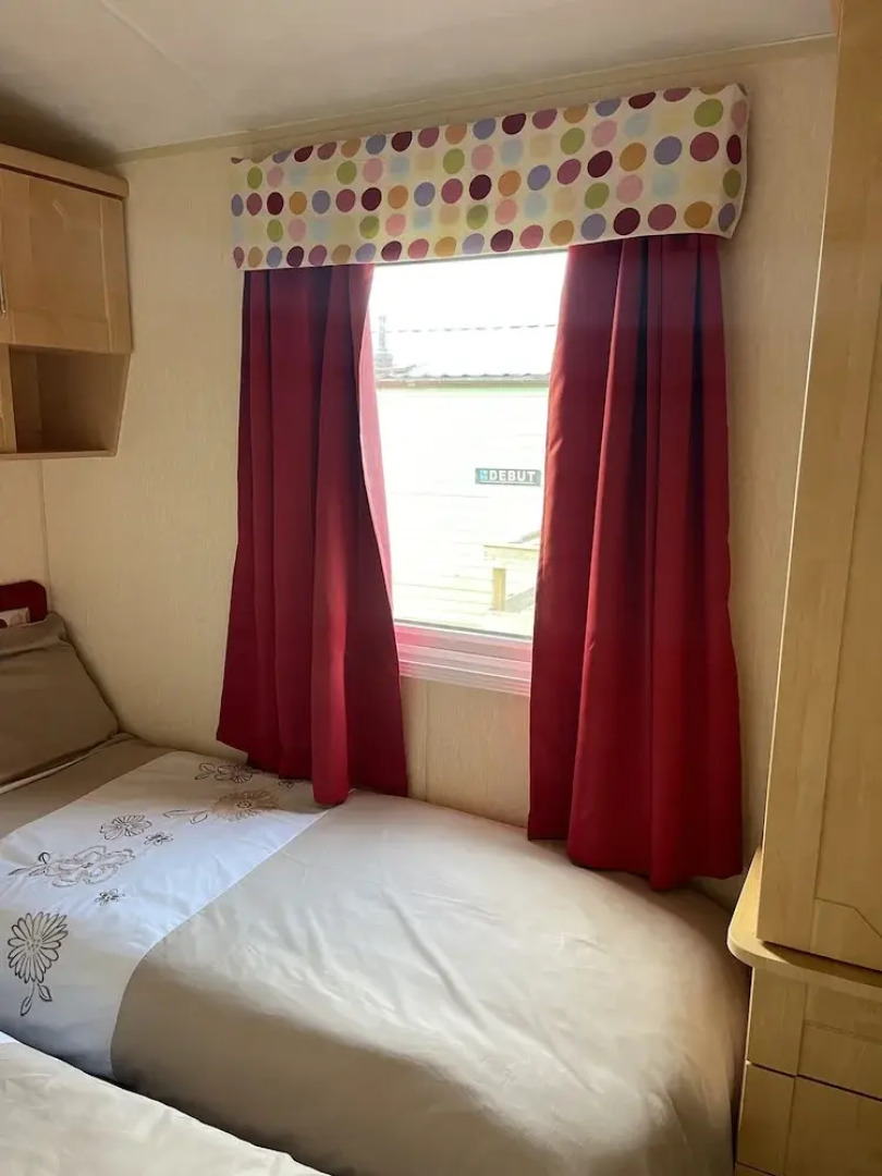 Immaculate 2-bed Static Caravan at Monrieth