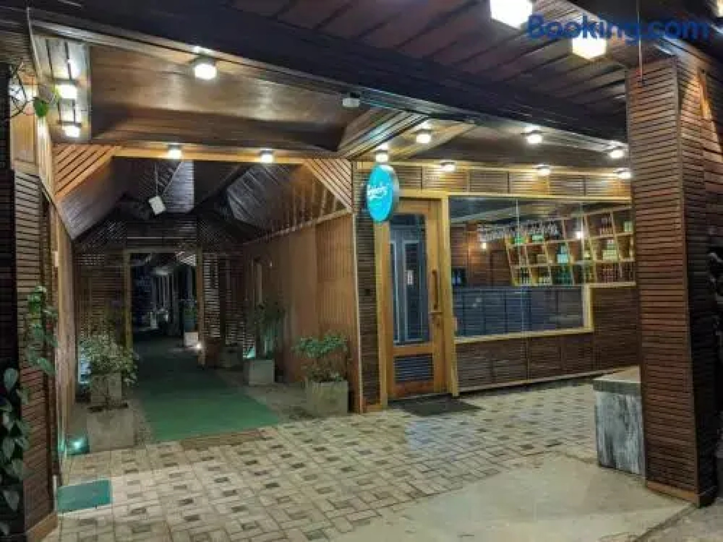 Cinnamon Airport Residencies