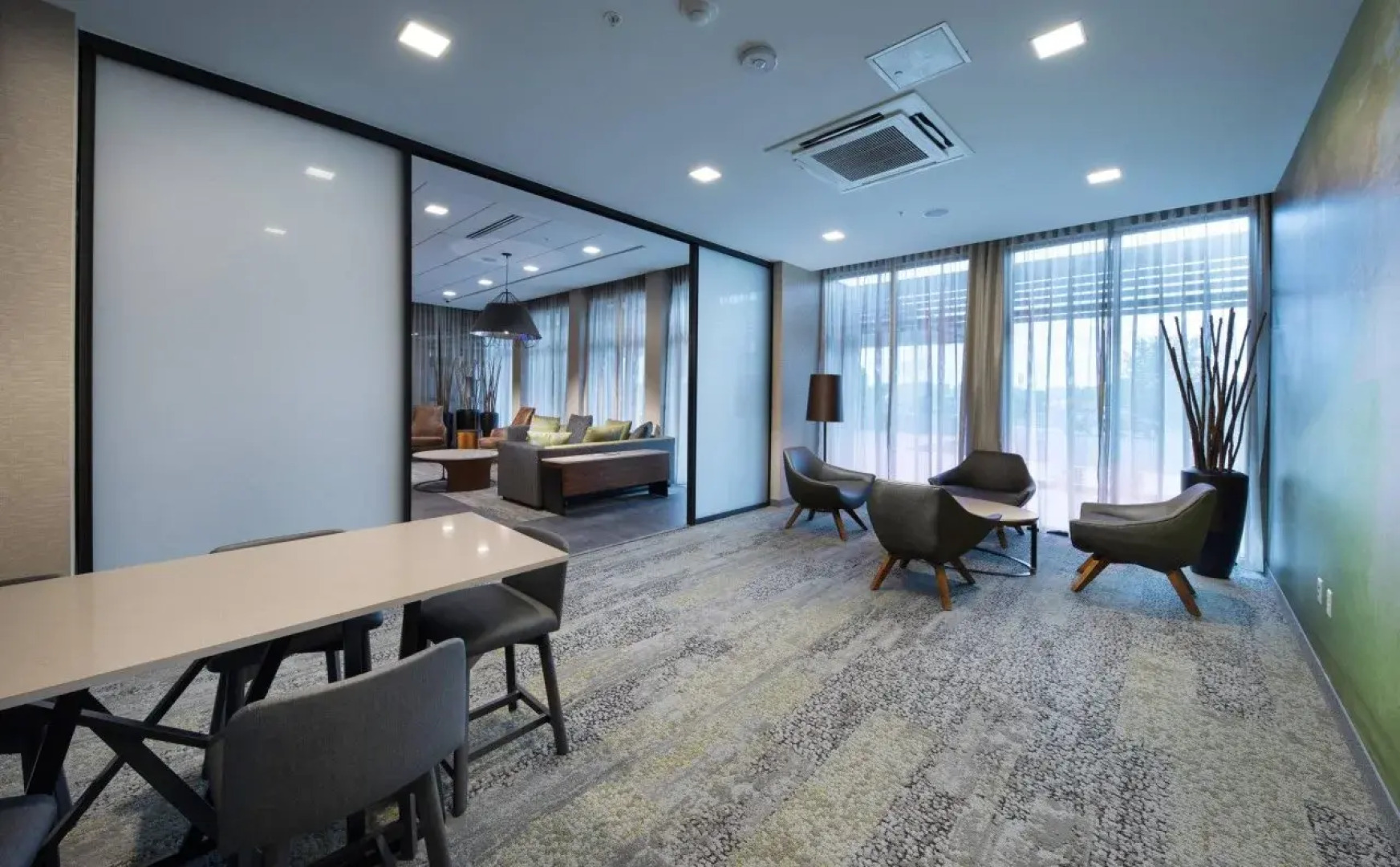 Courtyard Russellville