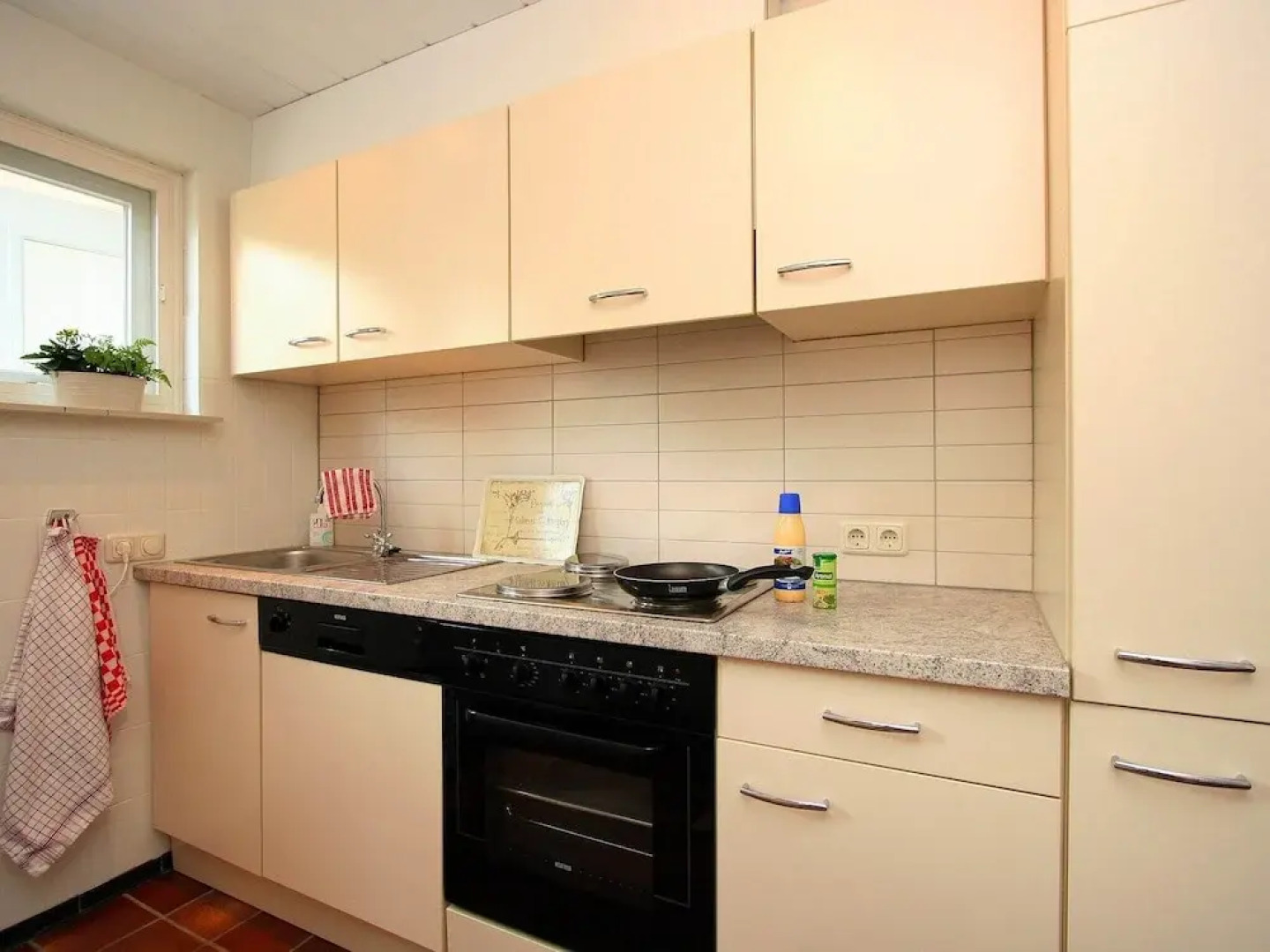 Countryside Holiday Home on the Edge of Groote Peel National Park