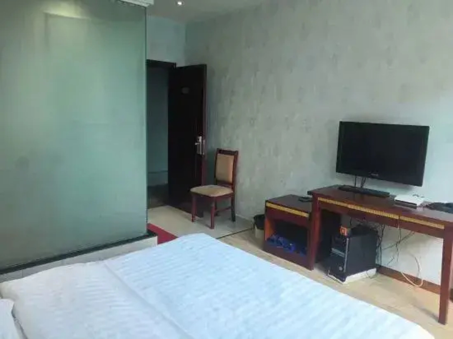 Jingshan Rose Bay Hotel