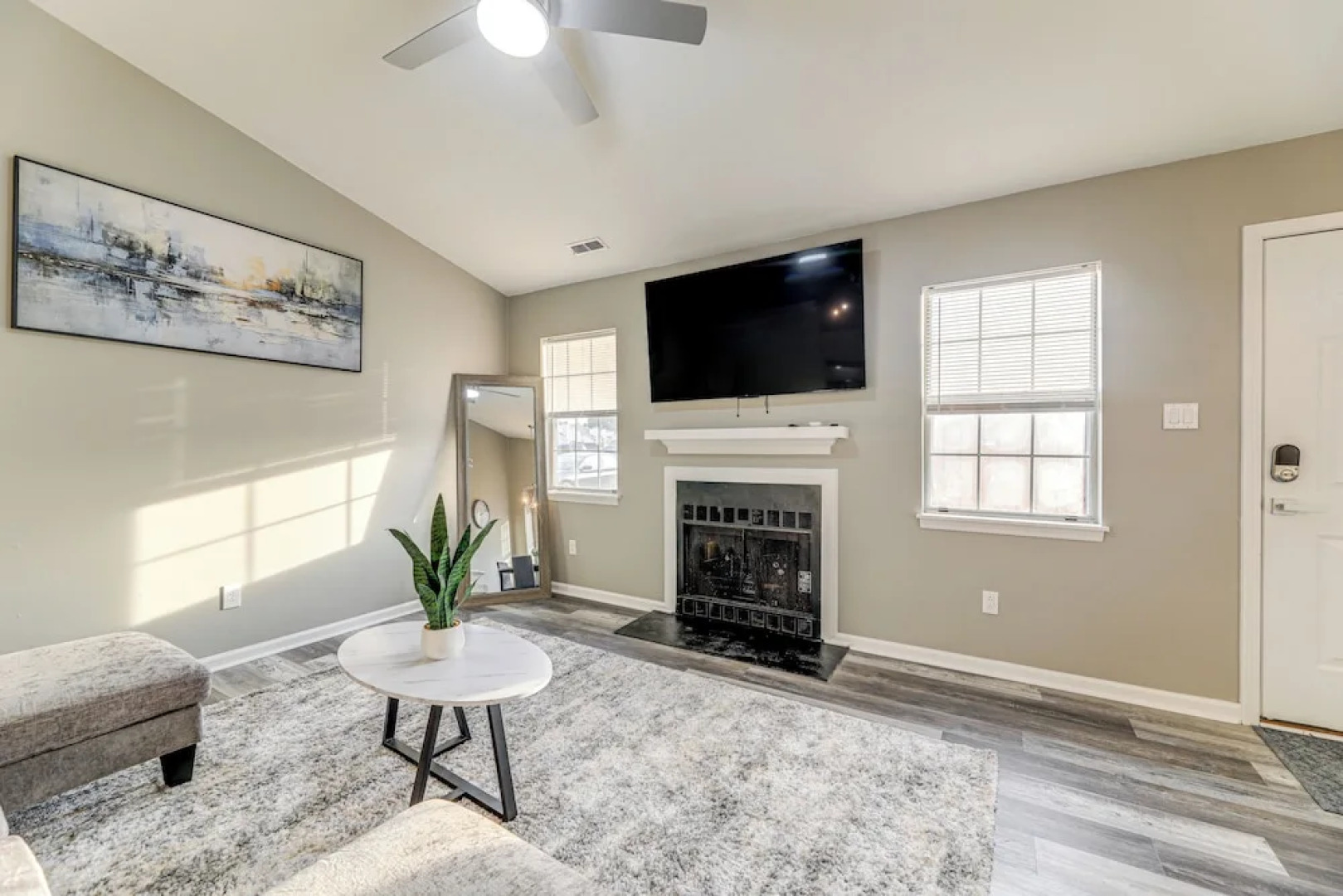 8 Mi to Neuse River: Cozy Gem in Havelock!