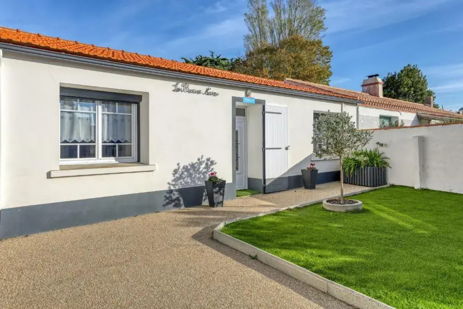 House With 2 Bedrooms In Lepine With Enclosed Garden 700 M From The Beach