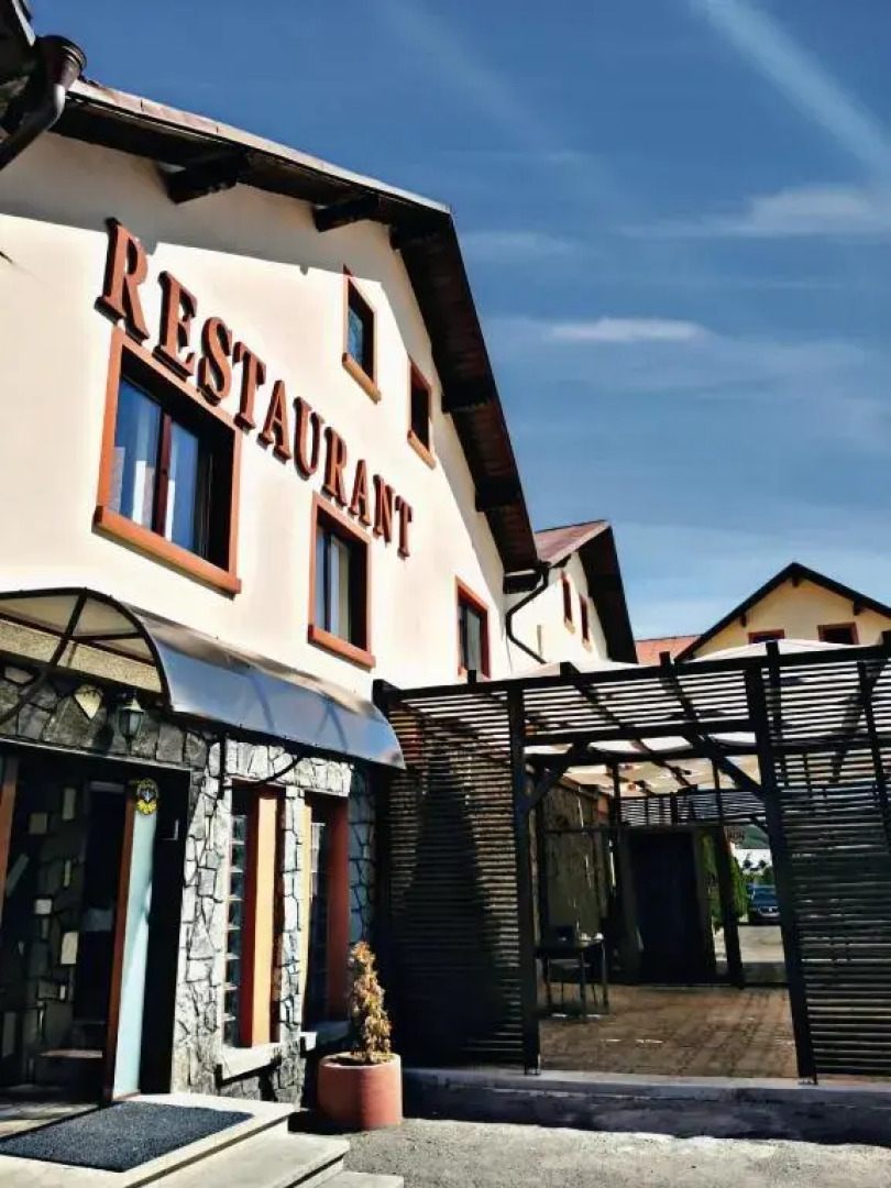 International Recola