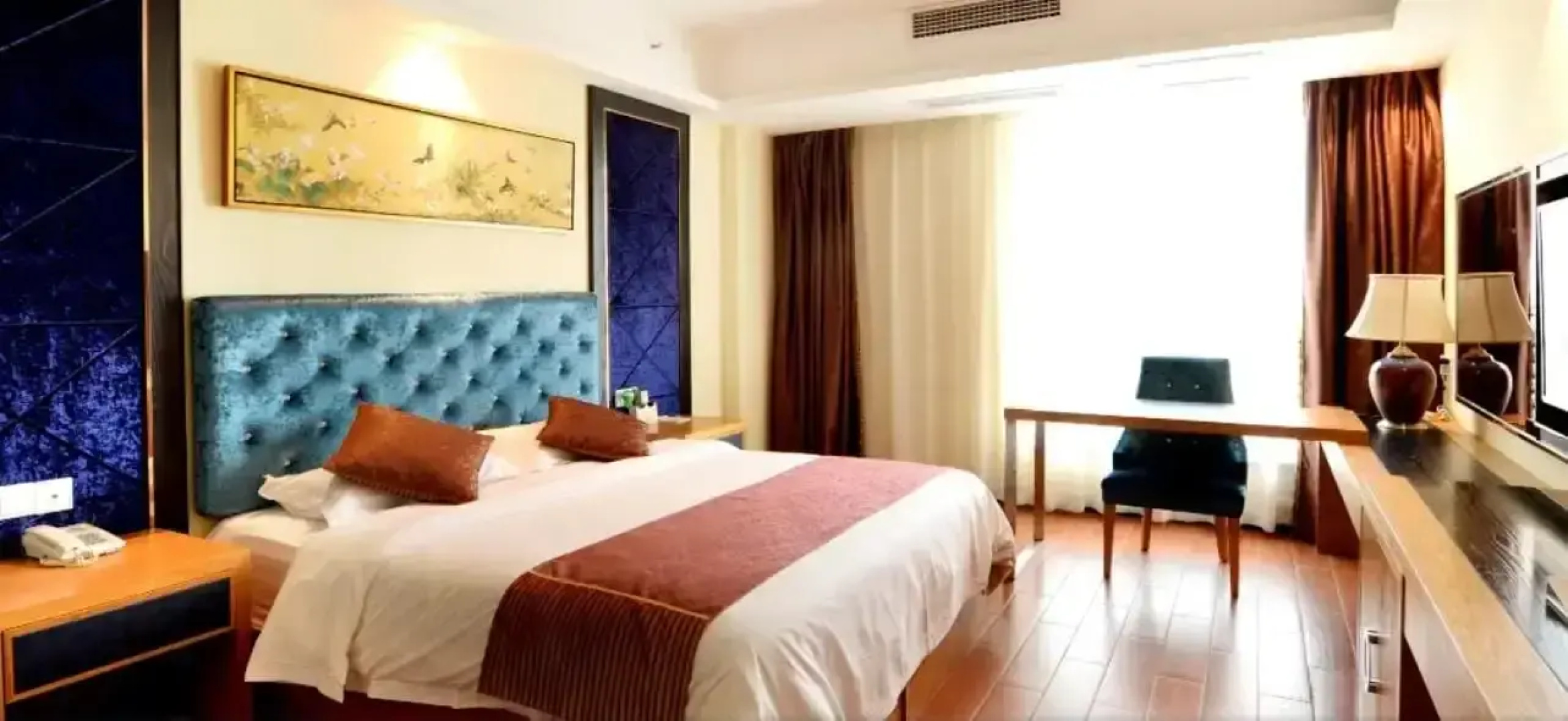 Virgin Angel Hotel (Nanchang West Railway Station,National Sports Center)